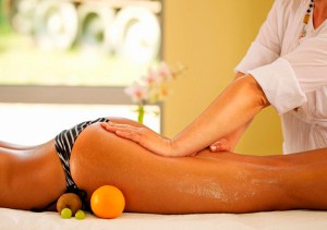 Антицеллюлитный массаж в домашних условиях