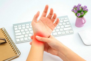 Туннельный синдром может привести к параличу кисти